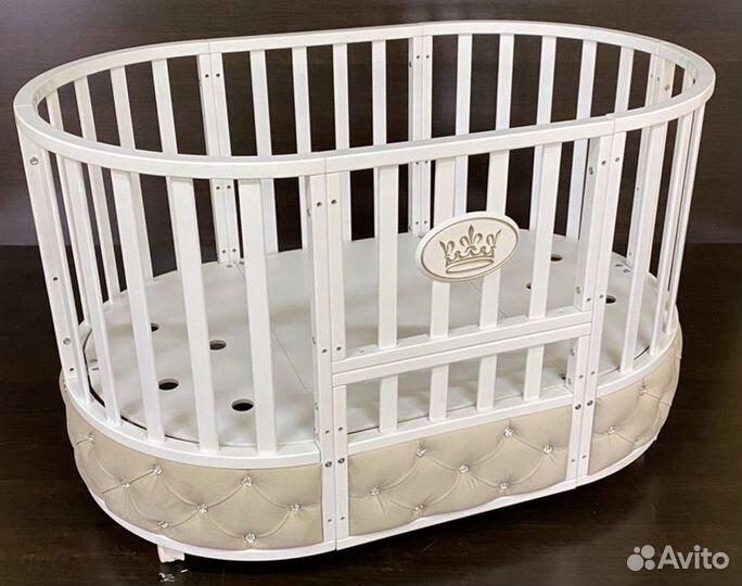 Детская кровать-маятник 