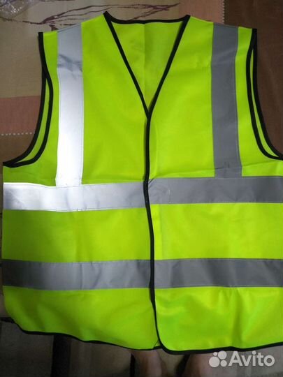 Жилет дорожный/ сигнальный.р 52-54 новый