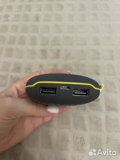 Внешний аккумулятор Тинькофф