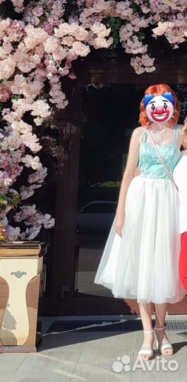 Нарядное вечернее платье с завязками