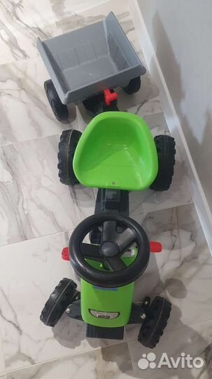 Трактор с педалями и тележка полесье