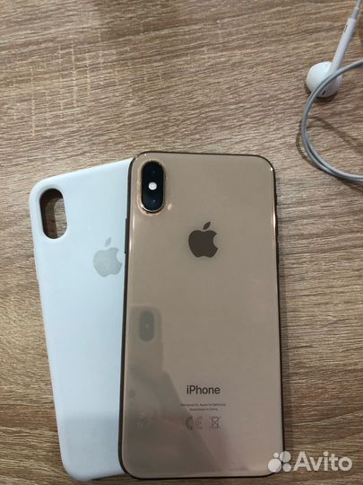 iPhone Xs, 64 ГБ
