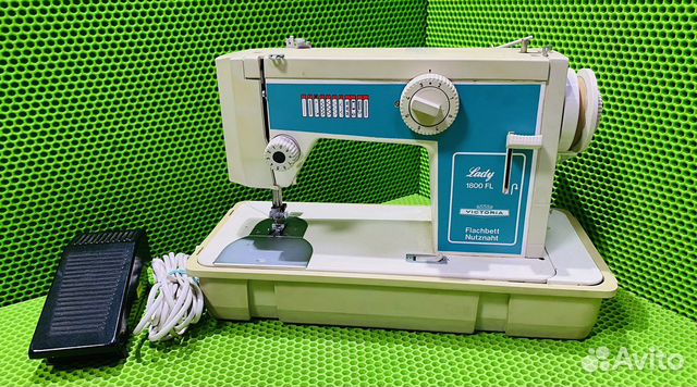 Швейная машина Victoria lady 1800fl