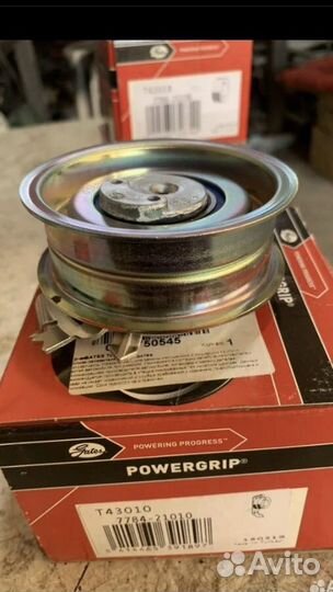 Ролик натяжителя ремня грм на Skoda octavia