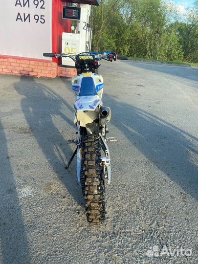 Мотоцикл TT 250