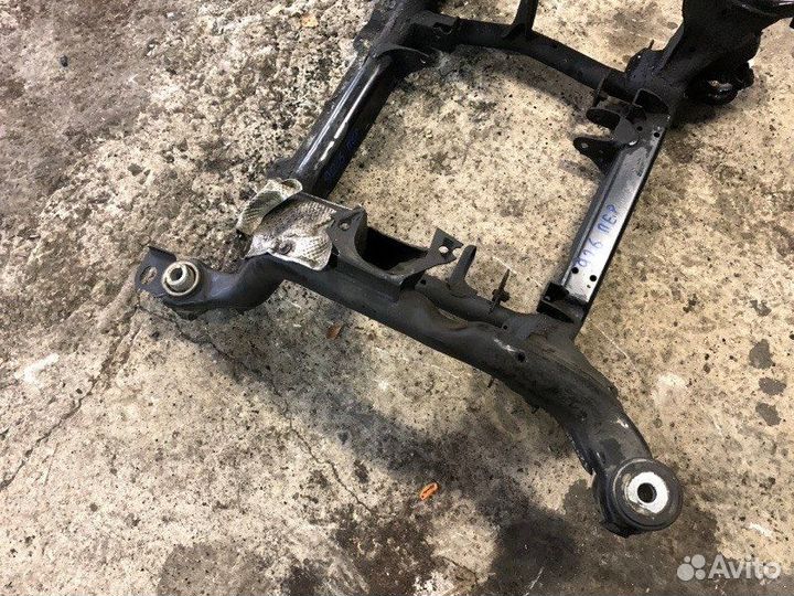 Балка подвески передняя Mercedes-Benz M-Class W164