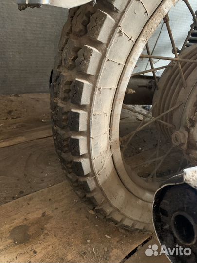 Мотоцикл иж Планета-4