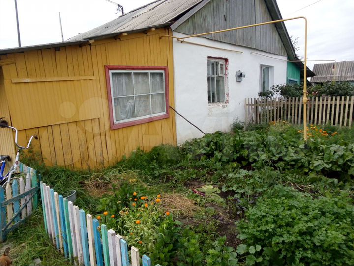 Дом 20 м² на участке 3 сот.