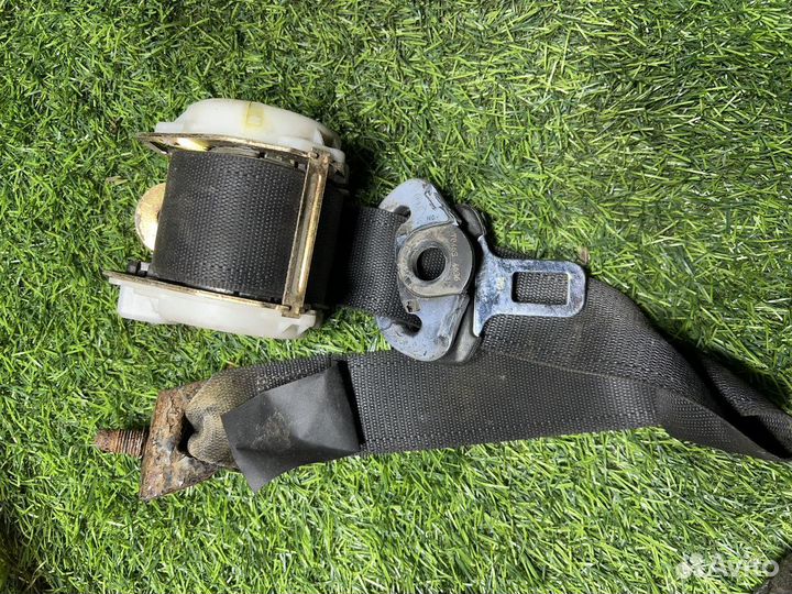 Ремень безопасности Opel Vectra B