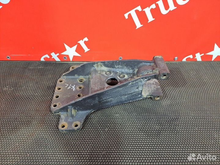 Кронштейн тяги реактивной камаз 5490