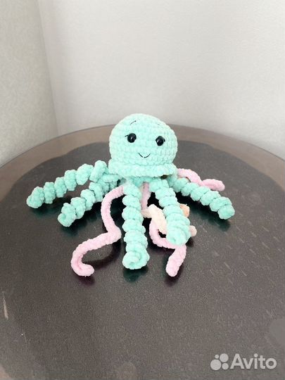 Мягкая игрушка вязанная Осьминог ручная работа