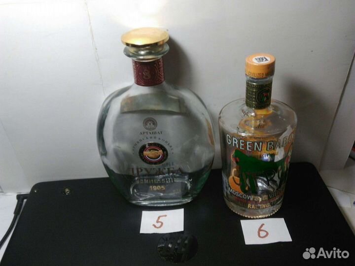 Бутылки для коллекции