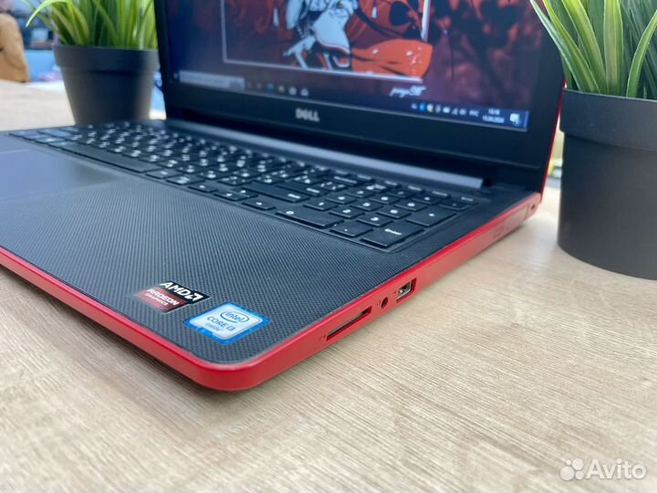 Ноутбук Dell i3-6/ 8Gb/ Radeon 2Gb/SSD