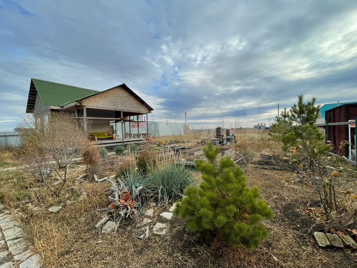 Дом 25 м² на участке 10 сот.