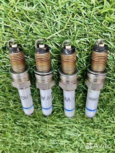 Свечи зажигания на volkswagen polo 04C 905 616