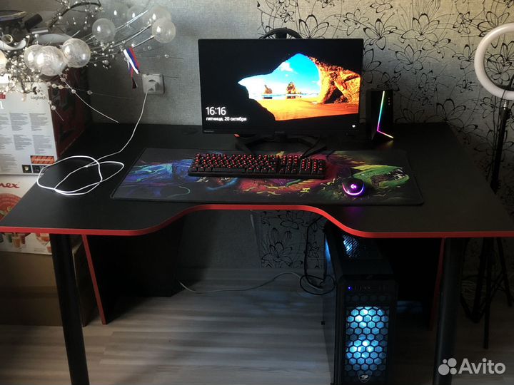 Игровой стол