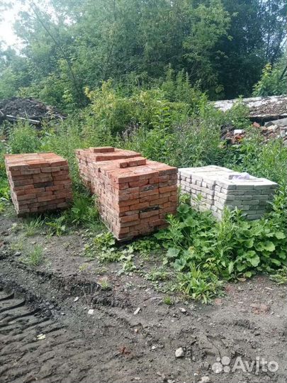 Кирпич бу