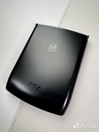 MOTOROLA Razr 2019, 6/128 ГБ