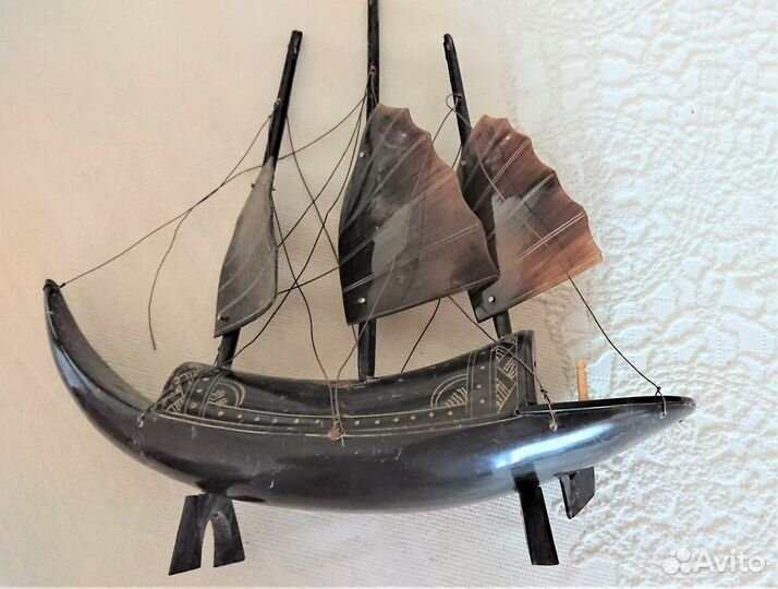 Парусники из кости и черепахи. 60-70-е годы