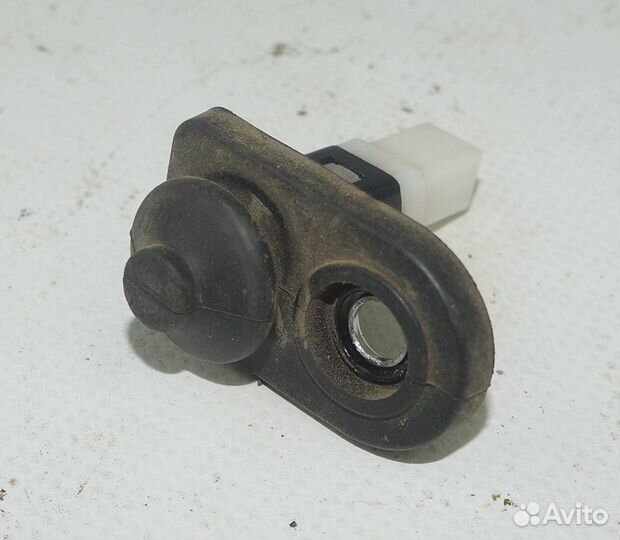 Выключатель двери концевой Kia Rio