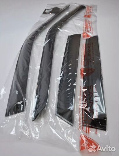 Дефлекторы окон Лада Приора универсал с хромом