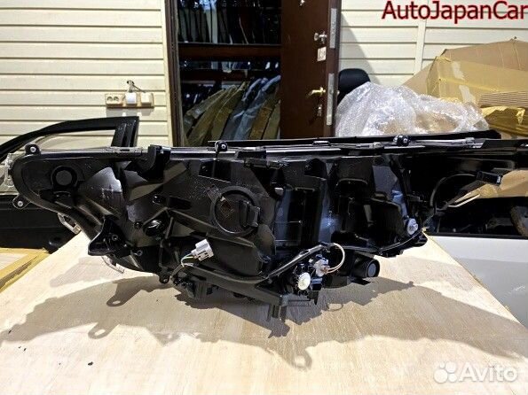 Tойота PAB 4 50 Фара