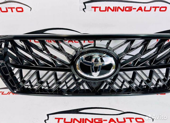 Решетка радиатора Toyota Land Cruiser 200 TRD