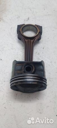 Поршень с шатуном Мерседес