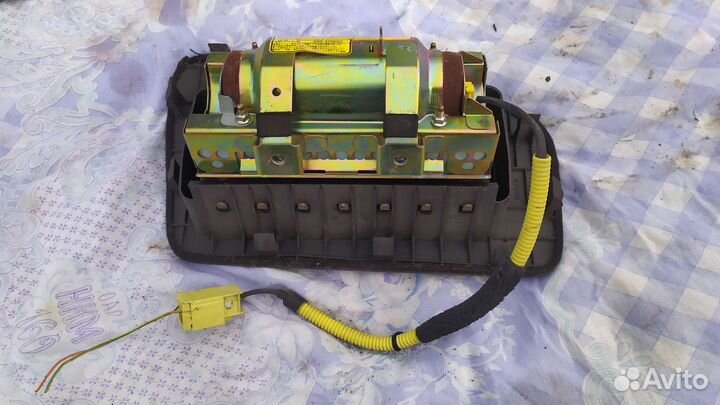 Подушка безопасности пассажира Ниссан Цефиро а33