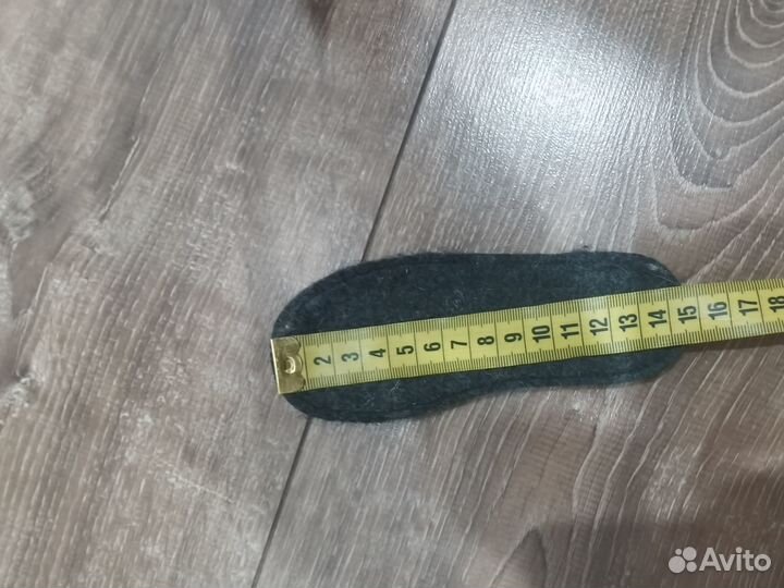 Продам детские сапоги