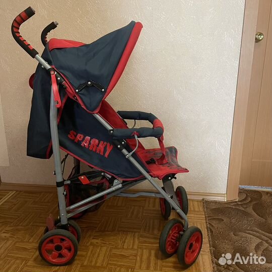 Прогулочная коляска трость