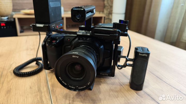 Blackmagic pocket cinema camera 4k с аксессуарами