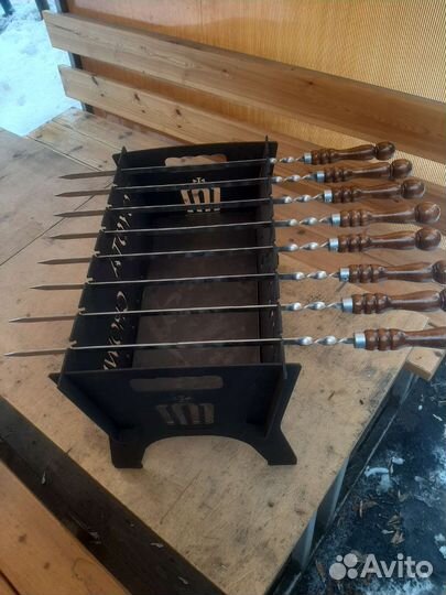 Разборный мангал с комплектом шампуров