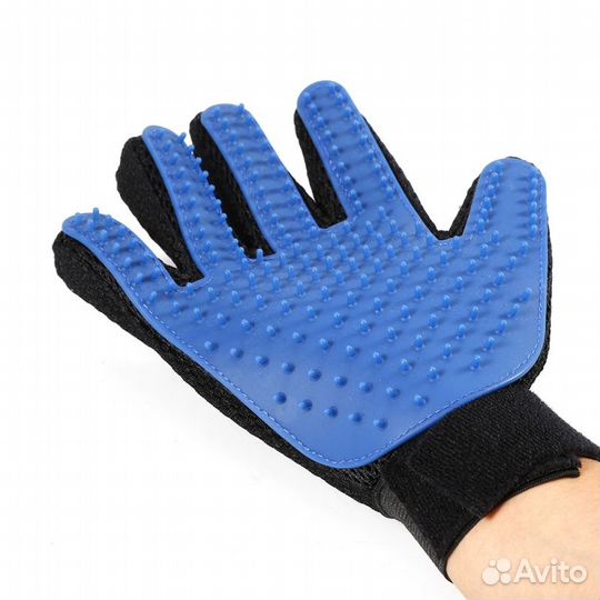 Перчатка для вычесывания шерсти домашних животных