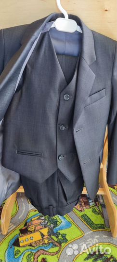 Костюм тройка для школы bosser