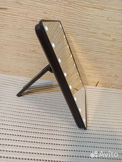 Зеркало гримерное с подсветкой, настольное