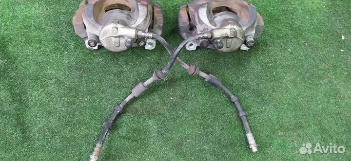 Суппорта пара передняя Volvo V70 B4204T7 2011