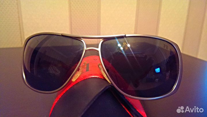 Солнцезащитные очки унисекс PE с футляром