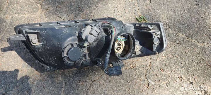 Фара Ниссан Альмера классик