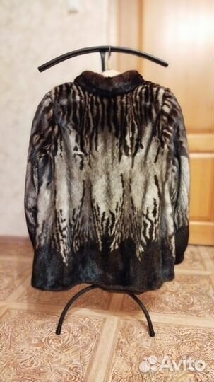 Продам норковую шубу