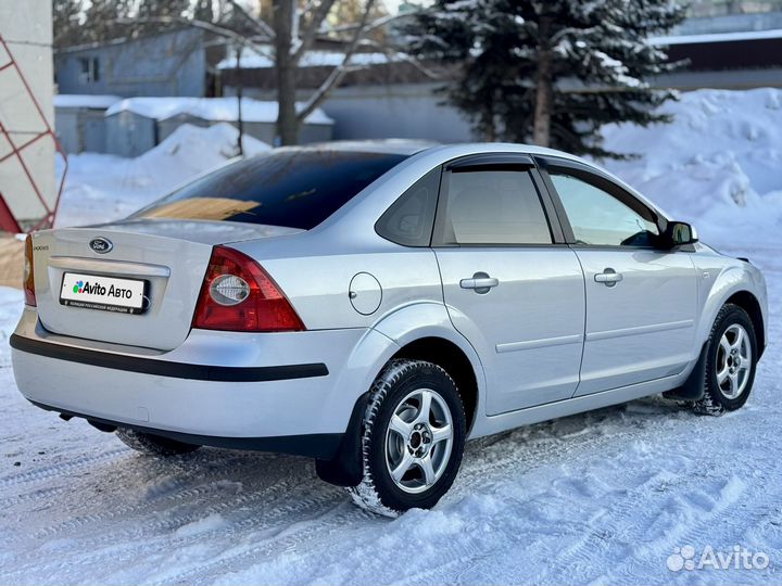 Ford Focus 1.6 МТ, 2006, 195 151 км