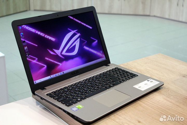 Ноутбук Asus Intel Core i7.8гб.SSD.Nvidia 2гб