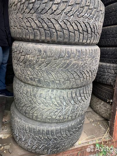 Nokian Tyres Hakkapeliitta 9 SUV 255/40 R19