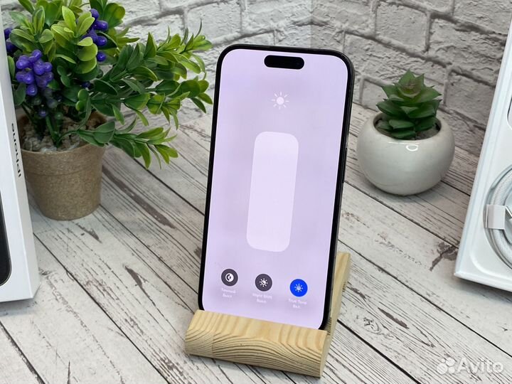 iPhone 15 Pro, 256 ГБ