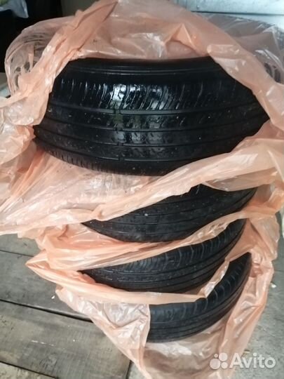 Dunlop Grandtrek ST30 225/65 R17 102