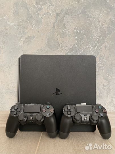 Sony PS4 slim + 140 игр