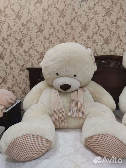 Плюшевый медведь