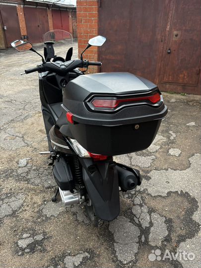 Скутер Quantum 125 (50)