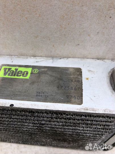 Радиатор масляный Saab 9000 седан 2290 куб.см 200