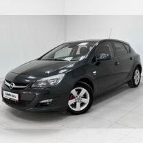 Opel Astra 1.6 AT, 2015, 121 000 км, с пробегом, цена 940 000 руб.